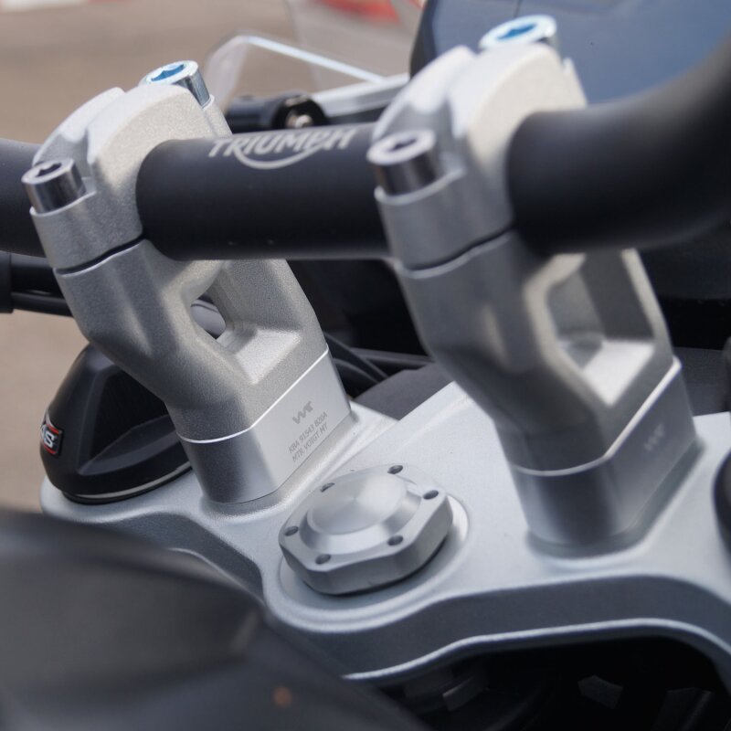 Triumph tiger 800 handlebar outlet risers