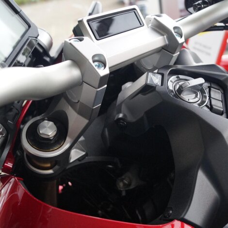 Handlebar risers 30 mm for Honda ADV 750, X-ADV & A2 (RC95, RH10) 16-