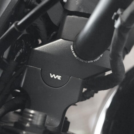 Handlebar risers 30 mm with offset 21 mm for Honda CMX 1100 Rebel (SC83) 21- black anodized