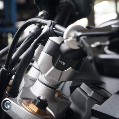 Lenkererhöhung 20 mm für Suzuki GSX-S 1000 S Katana 2022- schwarz eloxiert