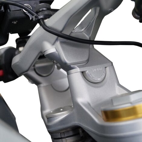 Handlebar risers with offset 30 mm high and 21 mm closer for BMW R1250RS with RS-Handlebars (standard)